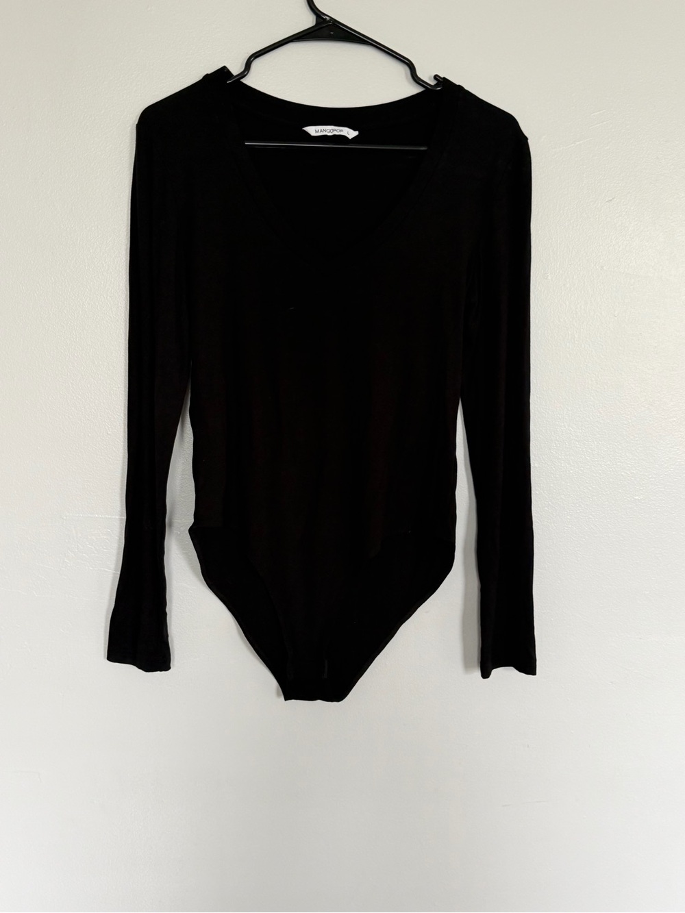 MANGOPOP Black V-Neck Long Sleeve Bodysuit
